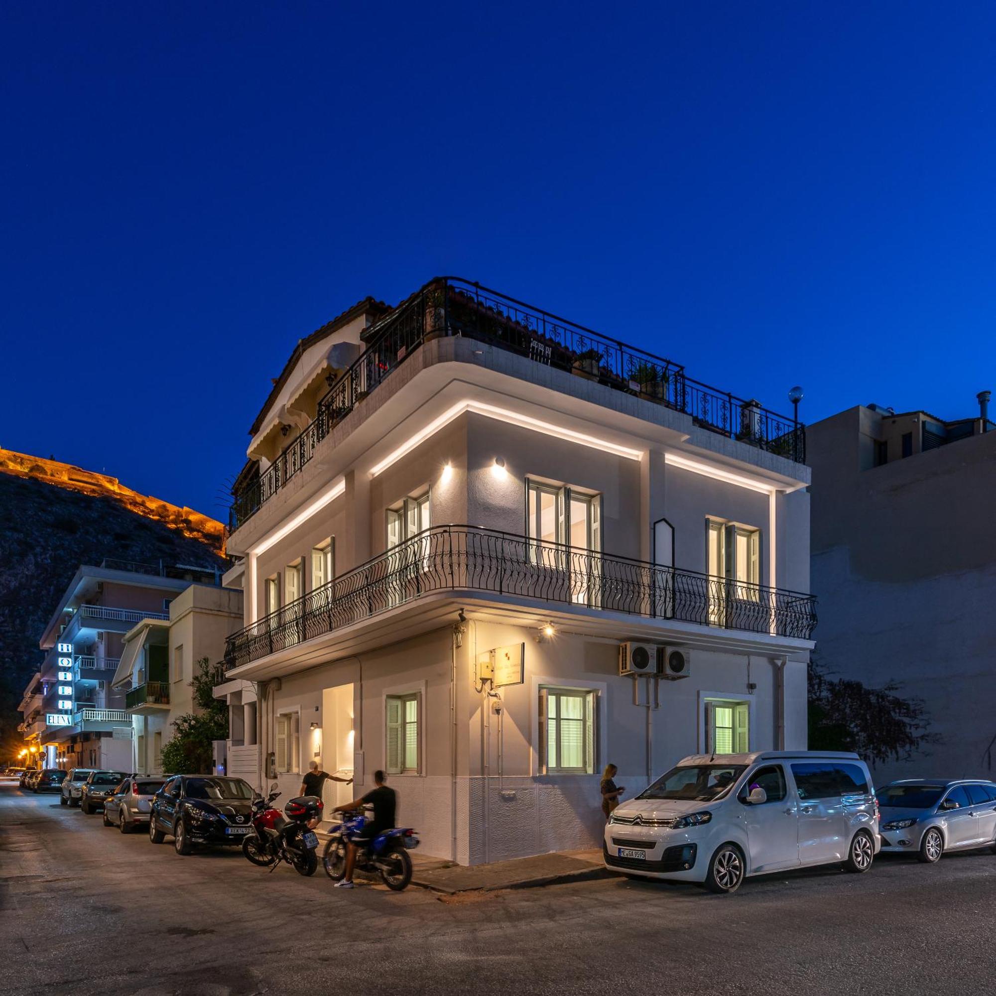 Casa Navarino By Immobilis นาฟปลิโอ ภายนอก รูปภาพ
