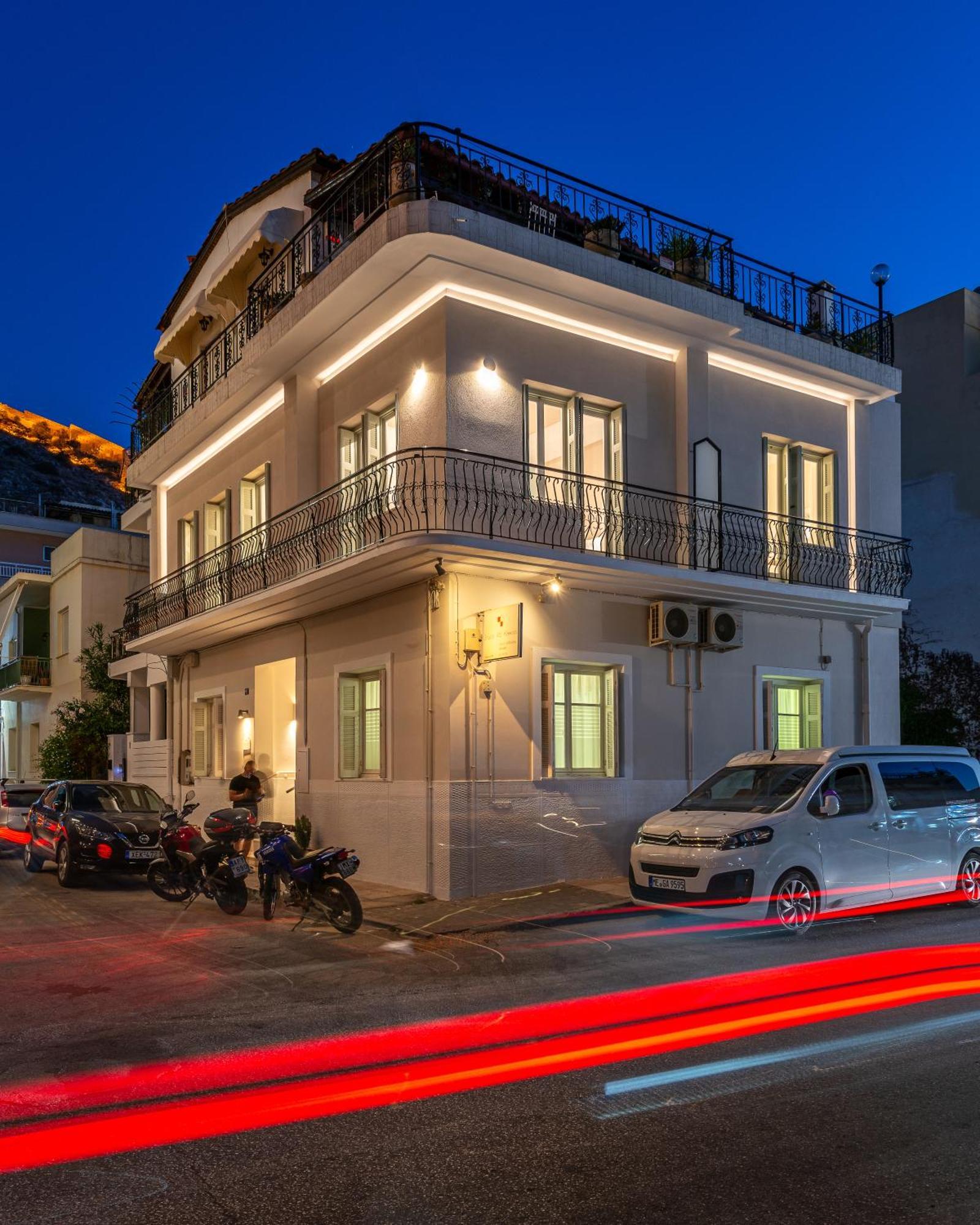 Casa Navarino By Immobilis นาฟปลิโอ ภายนอก รูปภาพ