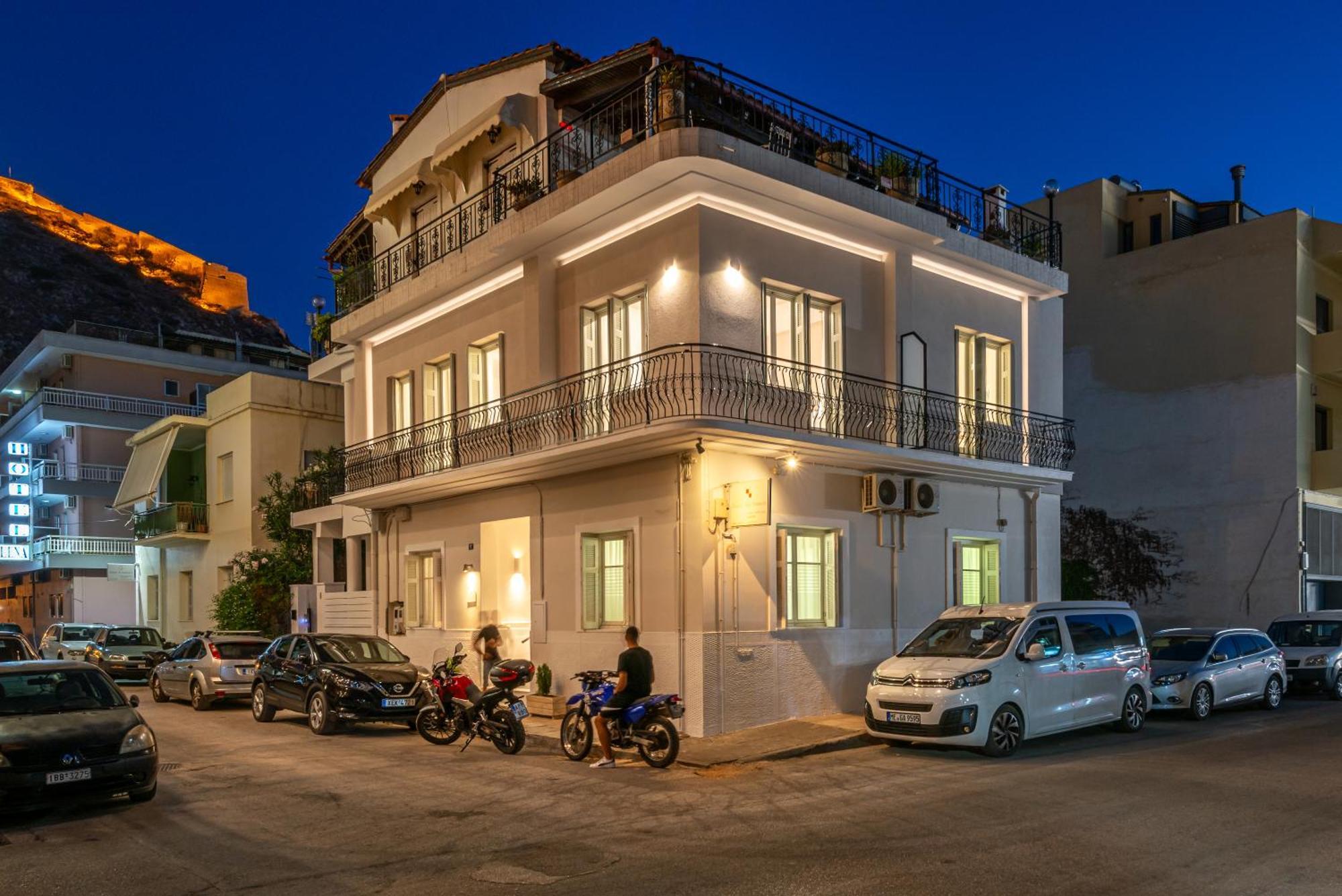 Casa Navarino By Immobilis นาฟปลิโอ ภายนอก รูปภาพ